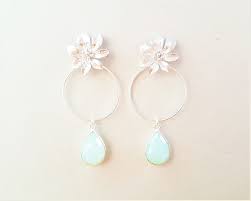 Edelstein Ohrringe Mit Silber Bluten Ohrstecker Chalcedon Hellblau Unikat Ohrhanger Geschenk Hochzeit Unique Jewelry Jewelry Drop Earrings