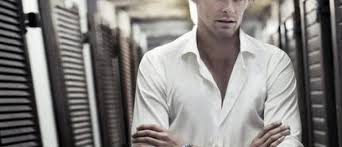 Voici le best of des photos postées par les célébrités sur instagram. Chanel S Offre Camille Lacourt Pour Sa Nouvelle Montre