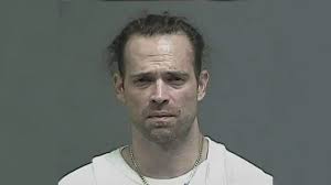 IHOP stabbing suspect has 3 pending circuit cases