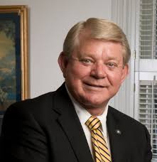 Austin expert points out ways to detect potential Ponzi schemes