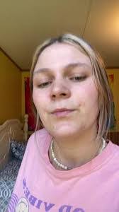 Hannah Higginbotham's Instagram, Twitter & Facebook