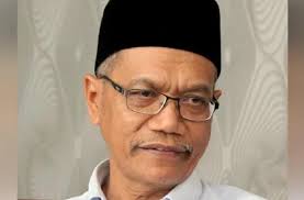 Berikut adalah senarai terkini senarai di bawah adalah senarai penuh menteri dan timbalan menteri yang dilantik untuk menjadi ahli kabinet kerajaan persekutuan untuk tahun 2018. Dr Shahruddin Letak Jawatan Timbalan Menteri Kerja Raya
