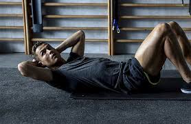 Обладатель пяти золотых мячей повторил упражнение на пресс 142 раза. Ronaldu Podnyal Futbolku Posle Gola Ego Press Eto Celyj Syuzhet 18 Mne Uzhe Blogi Sports Ru