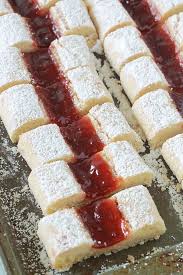 Gateaux Croquets Fondants A La Confiture Krokis Recette Recette Cuisine Culinaire Recette Gouter