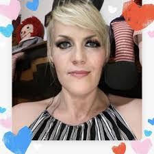 Michelle Spraggins's Instagram, Twitter & Facebook