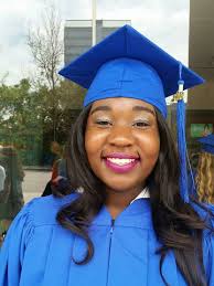 Carly Meeks's Instagram, Twitter & Facebook