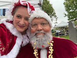 Bring your kids by Shawn circle and tell them we said Merry Christmas! 🎄🎁 