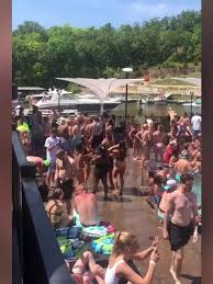 Lake party weekend at lake of the ozarks with twins. Kansas City St Louis Leaders Urge Lakegoers To Quarantine Wkrc