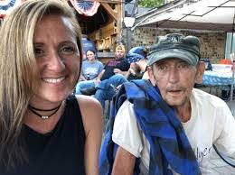 Kenny Dee's Instagram, Twitter & Facebook