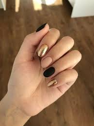 Jul 16, 2021 · si lo prefieres, también puedes utilizar el dorado solo en los detalles de las uñas. Decoracion De Unas Para Diferentes Estilos Encuentras Tus Unas Ideales Paperblog