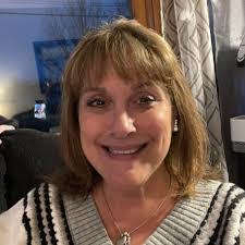 Stephanie Bartolo's Instagram, Twitter & Facebook