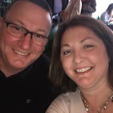 Dee Leonard (@deelehwald)