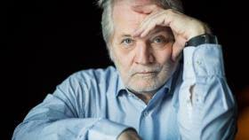 Así no hay quien viva: una policía malhumorada, cuatro bombas nucleares y  un guionista en apuros