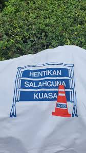 12 individu direman pada jumaat bagi membantu siasatan dua kes berasingan membabitkan penyelewengan dan salah guna kuasa. Comments By Pmarkandu