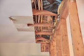 Have you ever asked yourself is that a load bearing wall? let the load bearing wall pros show you how to identify a load bearing wall. How To Tell If A Wall Is Load Bearing