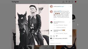Leggi anche>wanda nara caliente col seno al vento davanti allo specchio. Anche A Wanda Icardi Manca Il Suo Cavallo Cavallo Magazine
