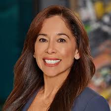 Lorena Juarez's Instagram, Twitter & Facebook