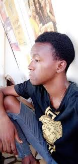 Jolin Ellis's Instagram, Twitter & Facebook