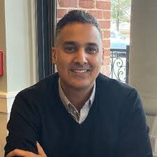 Amir Ahmad's Instagram, Twitter & Facebook