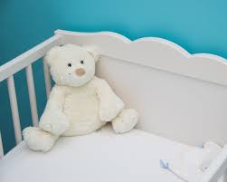 Solid dark colored woodwork frame with straight posts serves as the basis for comfortable full size. When To Transition To A Toddler Bed 7 Critical Things To Consider When Moving From Crib To Bed Sarah Lucia Life It Or Not
