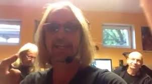 Einen kleinen Nachtrag zu den Proben machen wir noch: Roger Herwig (solo  git), Rommy Paltinat (git), Claudius Freyer (bas), Harald Tauber (voc,  perc) Rock On!