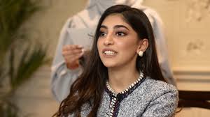 فاطمة الانصاري التي يتابعها عدد كبير جدا من جماهير الموضة والجمال. Ø´Ù‡Ø¯ Ø´Ùˆ Ø­Ù„Ù‚Ø© ÙØ§Ø·Ù…Ø© Ø§Ù„Ø§Ù†ØµØ§Ø±ÙŠ Youtube