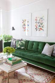 【soft and comfortable seat】the seat is made of elegant velvet tufted fabric and it feels more soft and comfortable than other fabric sofas, and filled with soft sponge, backing has a little radian so that your back feeling very comfortable. 30 Lush Green Velvet Sofas In Cozy Living Rooms