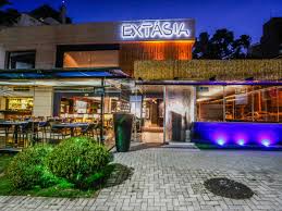 Tenga en cuenta que usted mismo puede cambiar de canal de transmisión le deseamos una agradable transmisión en vivo: Sucesso Em Sao Paulo Restaurante Extasia Chega A Curitiba Bem Parana