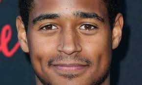 Ator de Harry Potter tem celular furtado na Barra