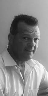 Realtor Mark Barter, 100 Quaker Ln, Warwick, RI 02886, US