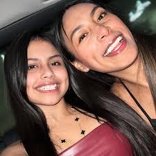 LaYasuri (@DianaLaYasuri) • Facebook