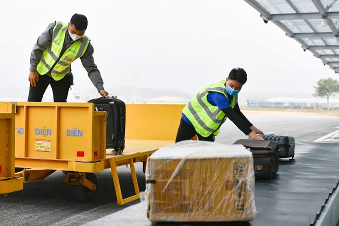 Thu nhập và phúc lợi của vị trí bốc xếp hành lý, hàng hóa sân bay - Sivila