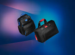 This versatile travel kit fits everything you need and keeps it well organized. Alpha 3 Backpack Tumi Alpha 3 Collection Tumi Hk