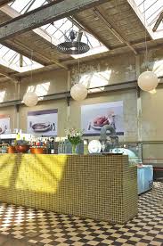Slavia Vintage Le Blog Des Univers Vintage Maison De Verre Piece Vitree Interieur De Restaurant