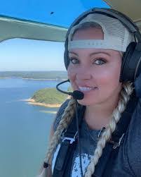 Brandi Rector's Instagram, Twitter & Facebook