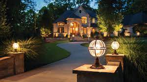 Whether you're looking for modern landscape lighting, modern outdoor wall sconces, or modern entryway lighting, find your modern outdoor lighting inspiration here. Modern Outdoor Lighting Ideas Enhance Your Home Exterior
