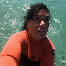 Like the rest of you guys... I am so missing the beach.. the waves... the  wind .... makes me happy I took this video before we were stopped .... stay  safe everyone... love from Dubai. 💨💨💨💨💨