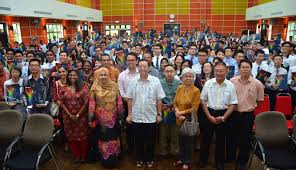 Vice chairman of the club. Lim Guan Eng On Twitter Majlis Anugerah Pelajar Cemerlang Stpm Ulangan 3 Spm 2015 Https T Co 449xyupxbv Adm