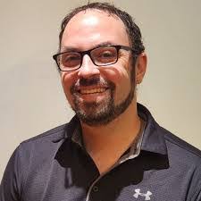 Laurie Hurd's Instagram, Twitter & Facebook