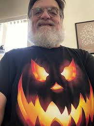 Who says the great pumpkin isn't scary!!🎃Ha!! Ha!! Happy Halloween! Early!