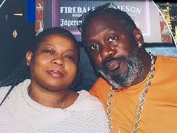 Barry Cade's Instagram, Twitter & Facebook