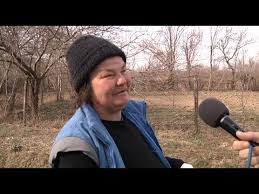 • solicitarea unui nume de familie simplu în locul numelui dublu • cazuri întemeiate de schimbare a prenumelui sunt recunoscute și acelea, când solicitantul de fapt poartă un prenume diferit de cel care este. Care Este DiferenÈ›a Dintre Nume È™i Prenume Youtube