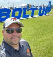 When longtime GH resident Rang speaks, pro football listens