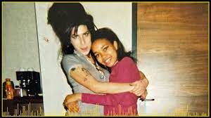 See amy winehouse pictures, photo shoots, and listen online to the latest music. 0dyyulnyvo0eem