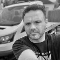 60+ "Richard Bear" profiles