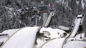 Da die polen am gestrigen montag durch einen coronafall im team nicht an der qualifikation teilnehmen konnte. Vierschanzentournee Live Im Tv Und Live Stream Auf Dazn Sehen Die Ubertragung Aus Oberstdorf Dazn News Deutschland