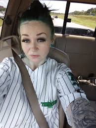 Hello 👋 My name is Sara! I'm new to the group! I finally left my dreadful  office job and now work somewhere that allows my dream facial piercings!  Yesterday I got my