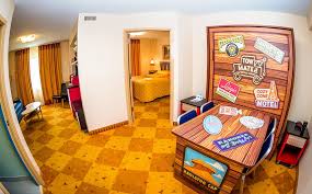 Disney S Art Of Animation Resort Suites Review Disney Tourist Blog From lavishly themed suites to wondrously detailed courtyards, disney's art of animation draws you and your family in to become.