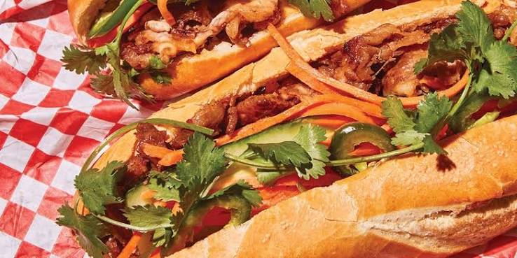 Bánh Mì Thịt Nướng (Grilled Pork Bánh Mì)