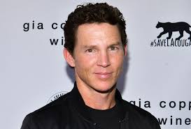 Rescue: HI-Surf' Cast List: Shawn Hatosy In 'Animal Kingdom' Reunion